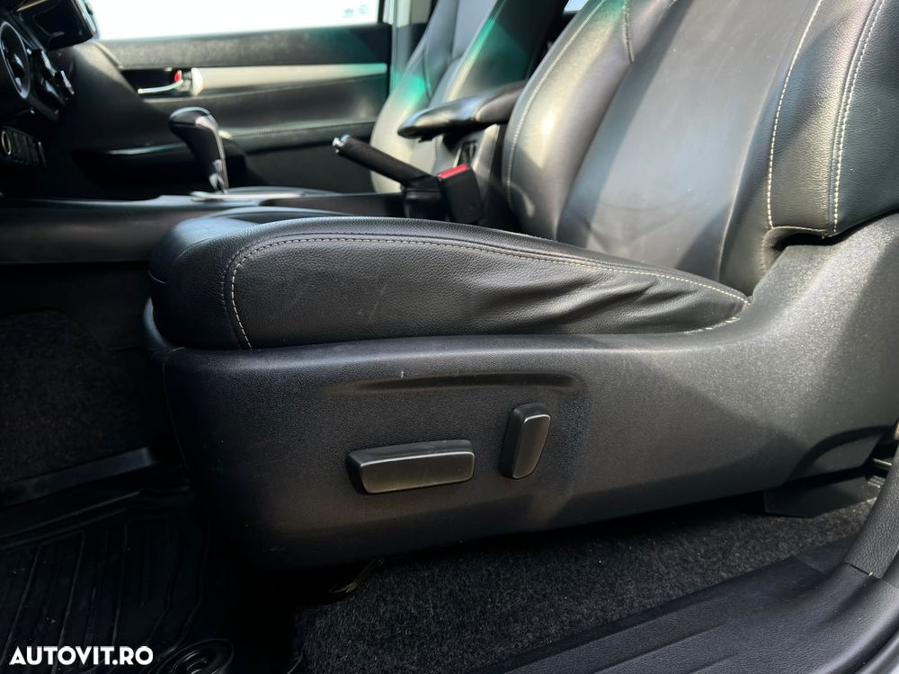 Toyota Hilux 4x4 Double Cab A/T Style - 13