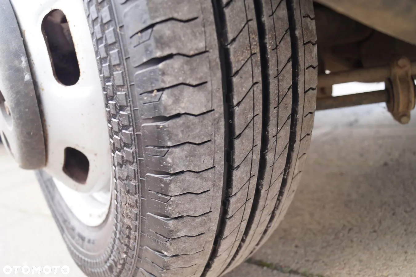 Iveco DAILY - 28