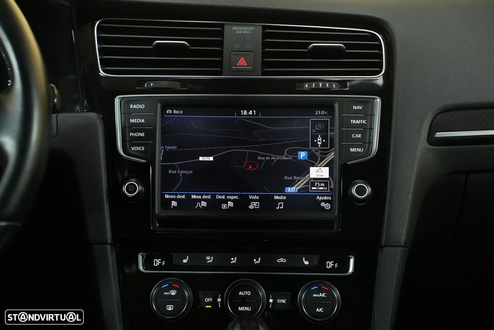 VW Golf 2.0 TSI R DSG - 33