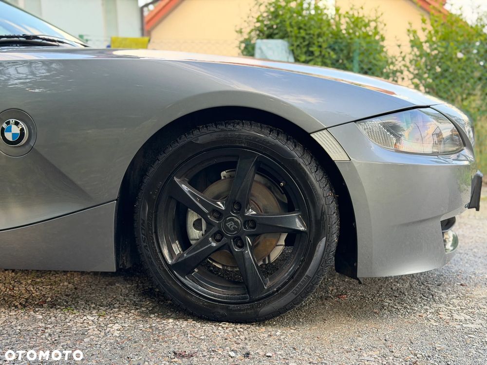 BMW Z4 2.0i - 12