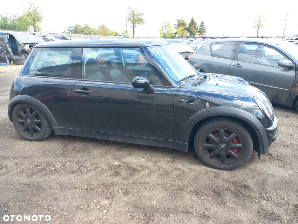 Mini Cooper One R50 1.6 16V 02r  303/9  wszystkie części panorama dach - 2
