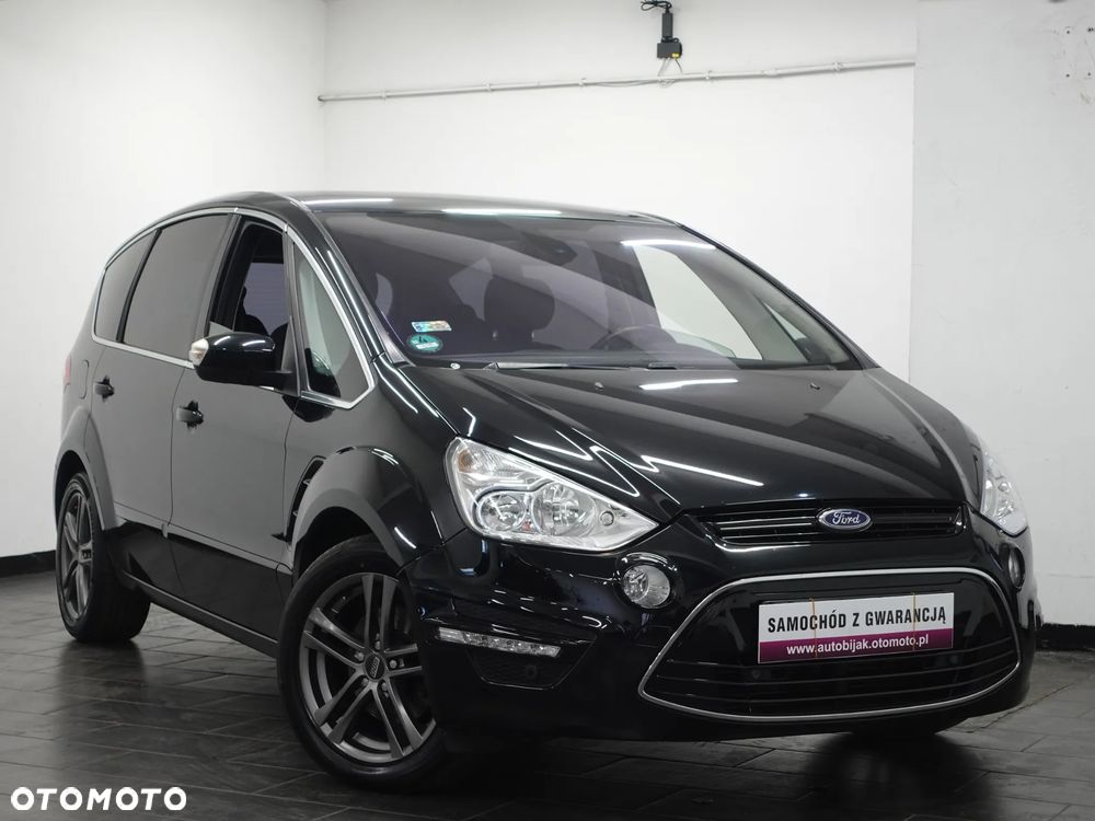 Ford S-Max - 11