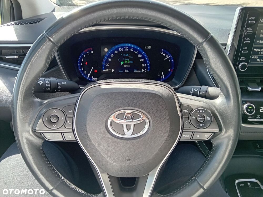Toyota Corolla - 9