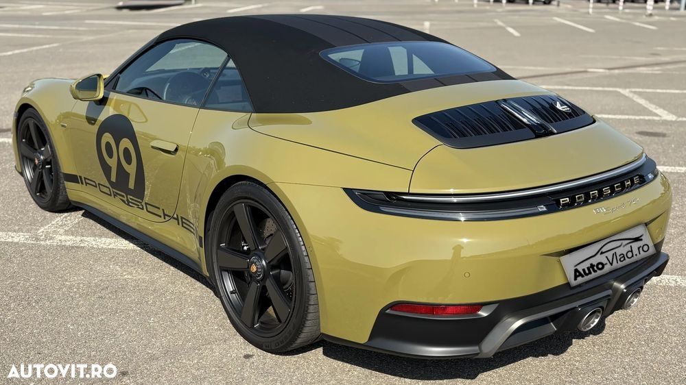 Porsche 911 GTS PDK - 17