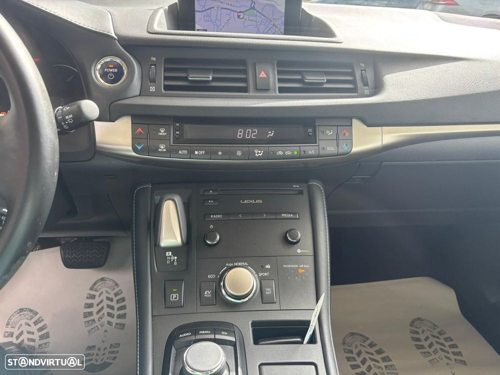 Lexus CT 200h Executive - 22