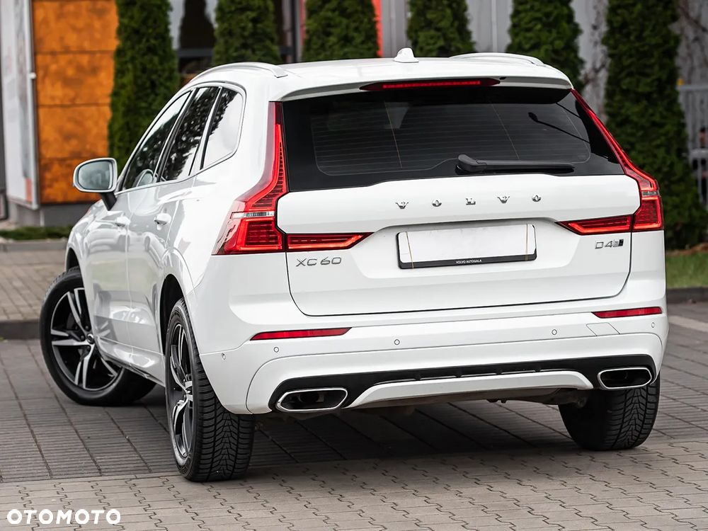 Volvo XC 60 D4 SCR AWD R-Design - 9