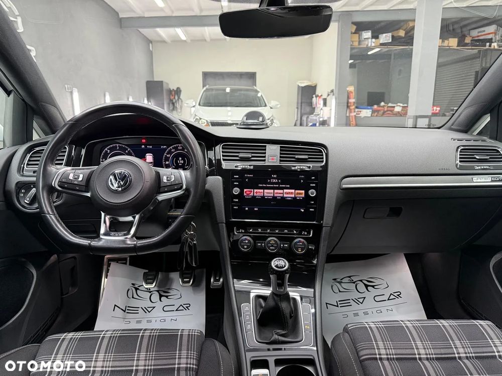 Volkswagen Golf GTD BlueMotion Technology - 18