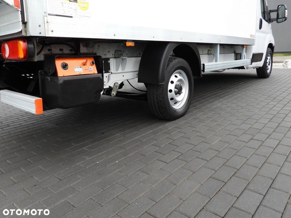 Fiat DUCATO KONTENER WINDA 8 PALET TEMPOMAT NAWIGACJA KLIMATYZACJA  130KM - 17