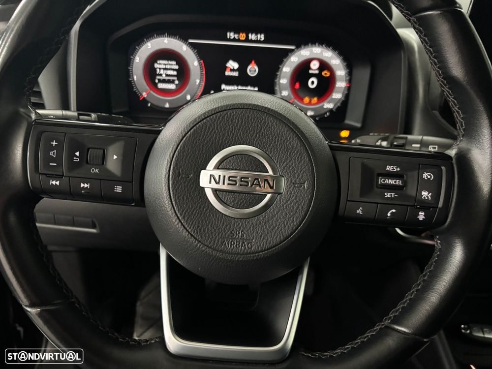 Nissan Qashqai 1.3 DIG-T N-Connecta - 17