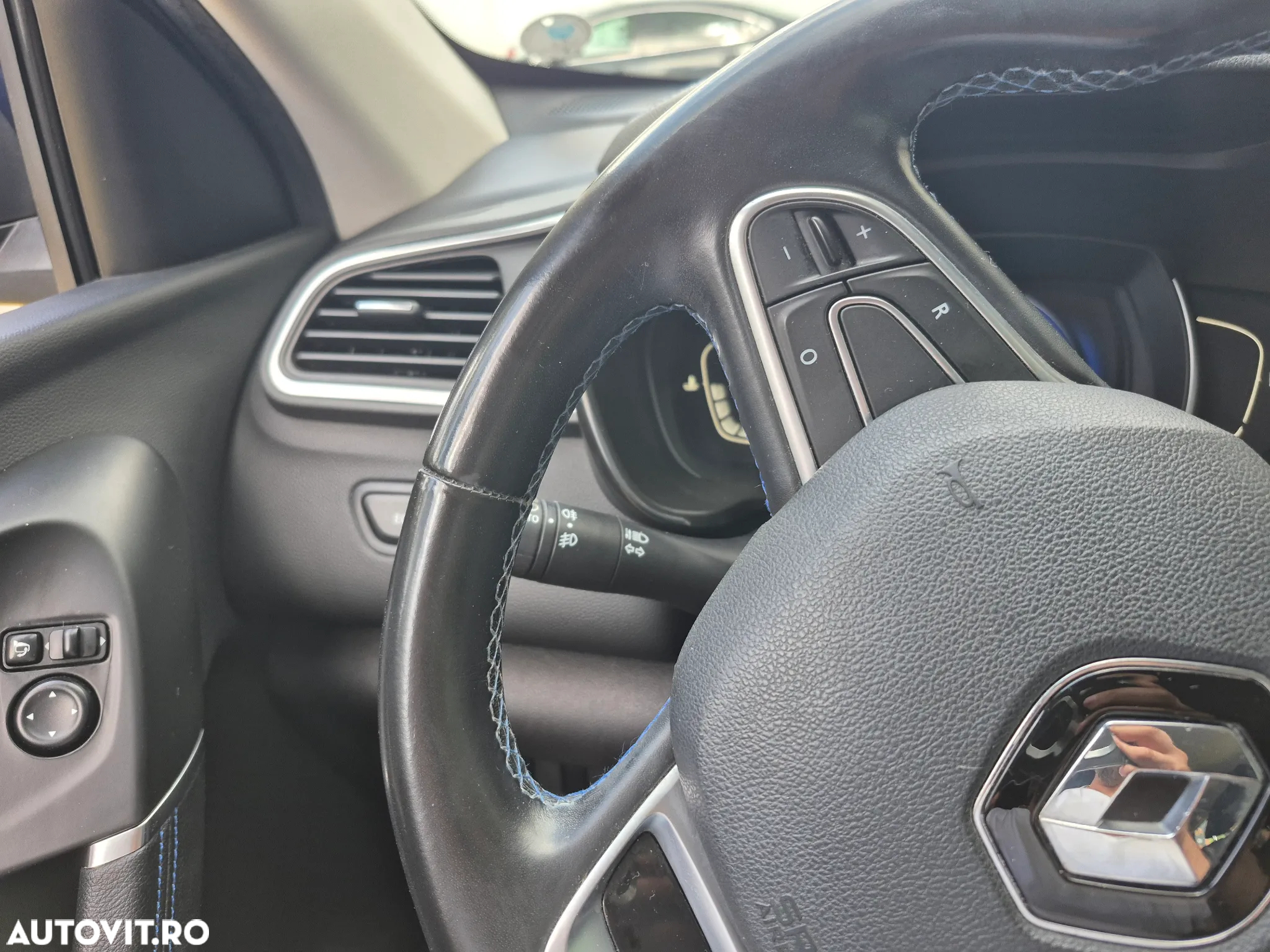 Renault Kadjar BLUE dCi 115 EDC BOSE EDITION - 17