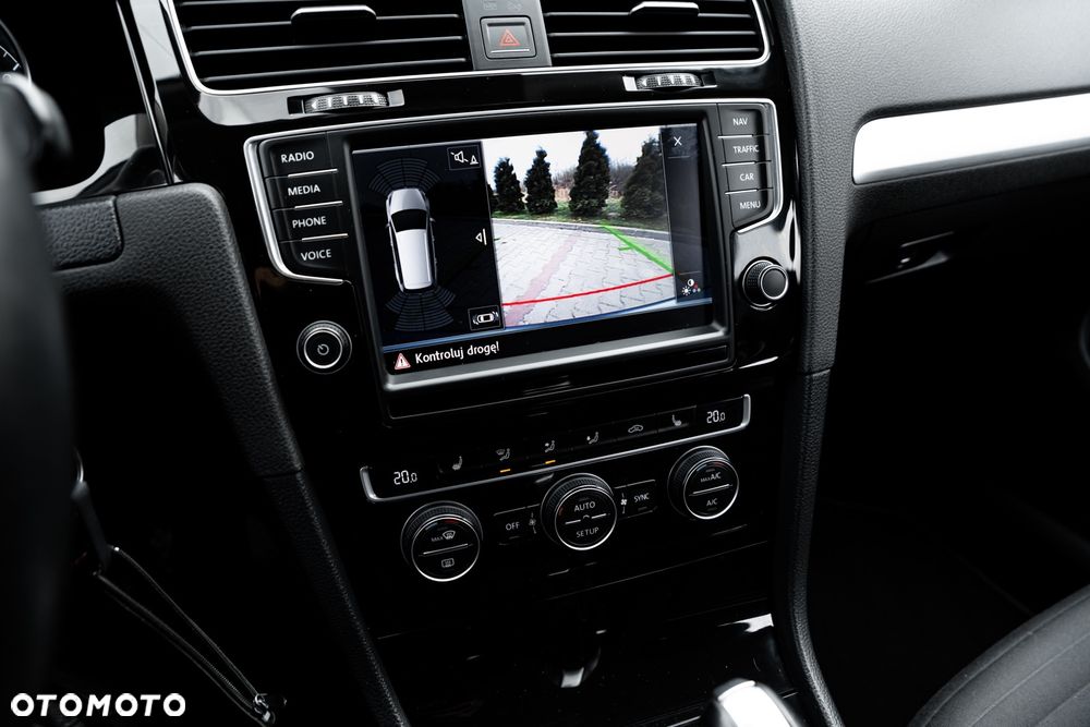 Volkswagen Golf 1.6 TDI DPF BlueMotion Technology DSG Comfortline - 33