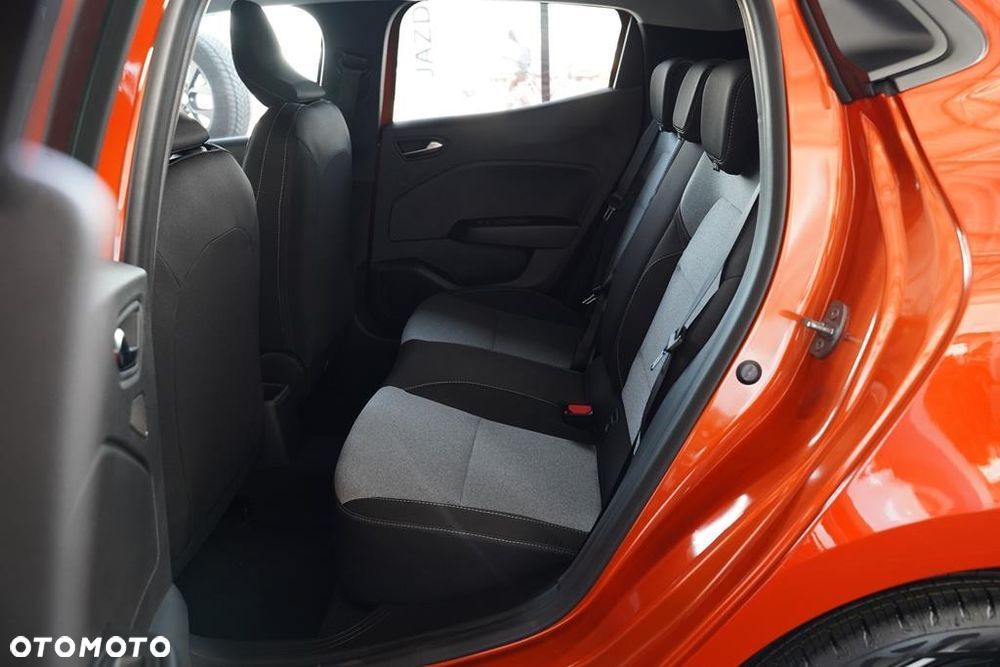 Renault Clio 1.0 TCe Evolution - 11