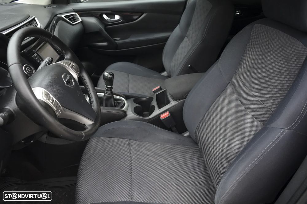 Nissan Qashqai 1.5 dCi DPF 360 - 6