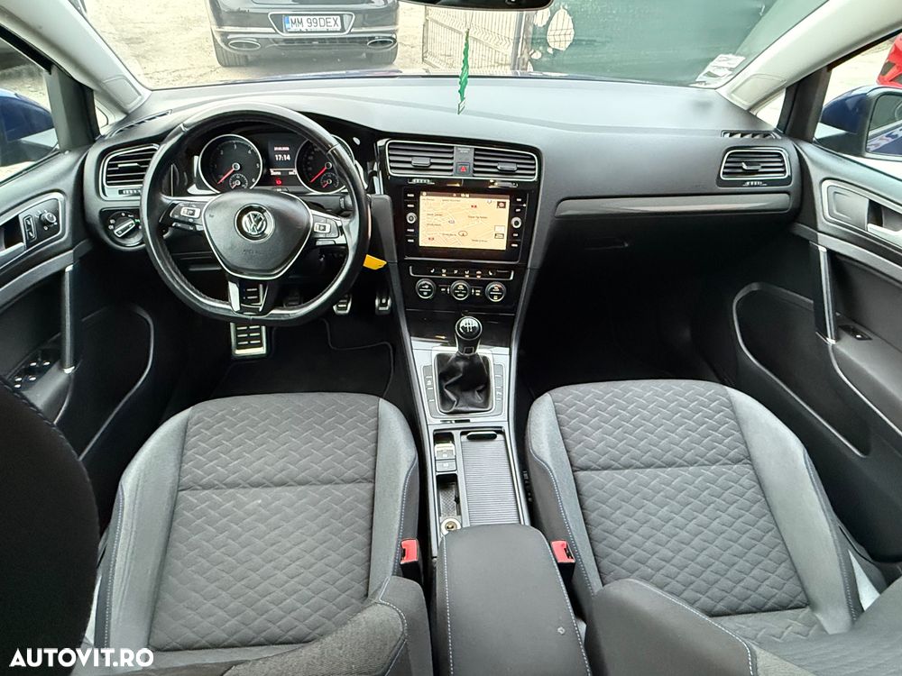 Volkswagen Golf 2.0 TDI 116CP Life - 4