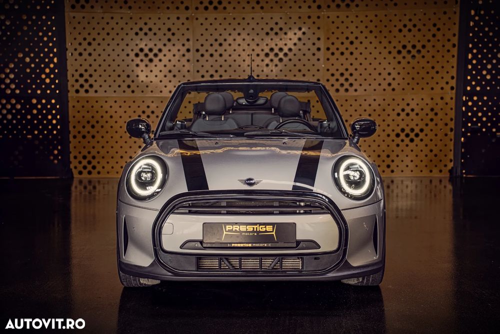 Mini Cooper Aut. Essential Trim - 2