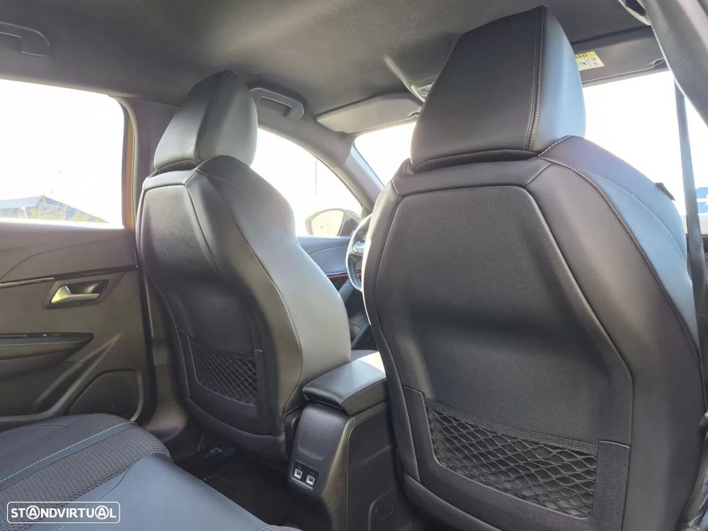 Peugeot e-208 50 kWh GT - 17