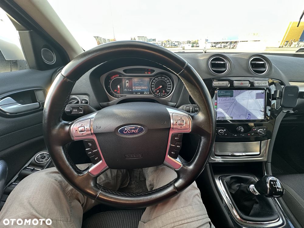 Ford Mondeo - 9