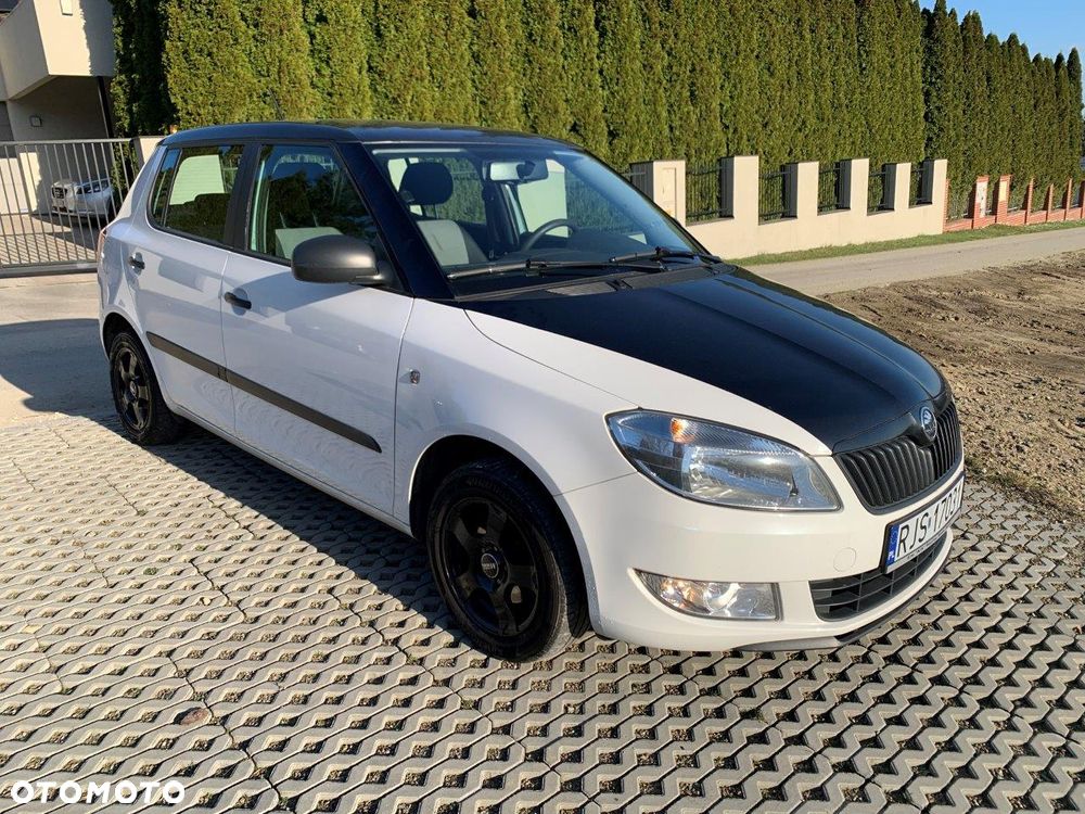 Skoda Fabia 1.2 HTP Cool Colour Edition - 6
