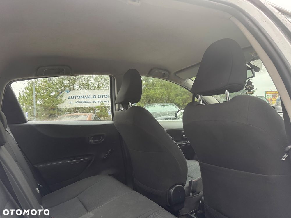 Toyota Yaris 1.5 VVT-i Life - 10