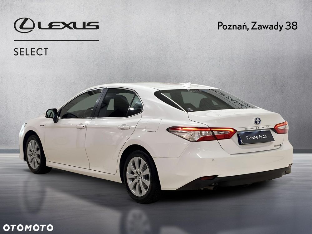 Toyota Camry 2.5 Hybrid Comfort CVT - 9