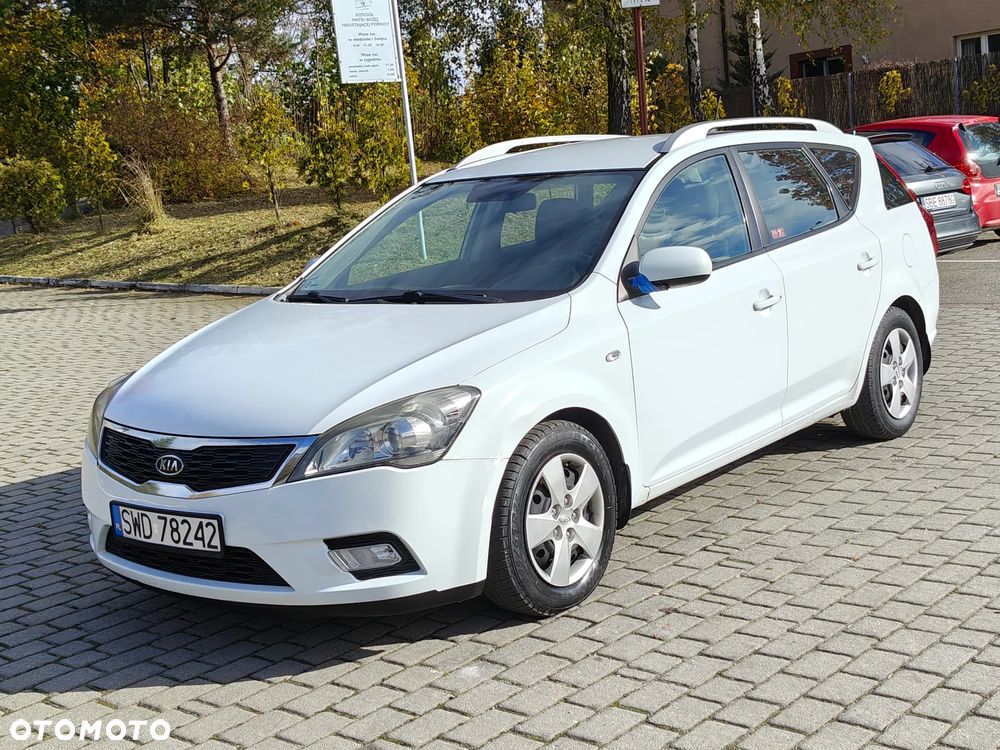 Kia Ceed 1.6 CRDi 90 ISG Spirit - 15