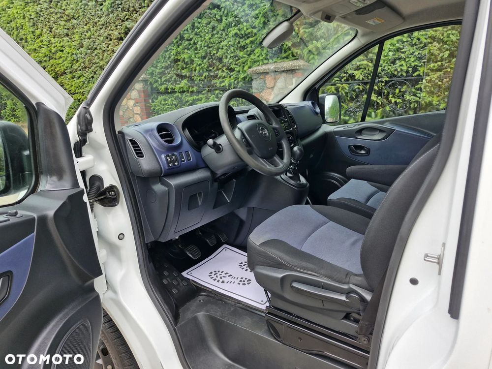 Opel Vivaro - 29