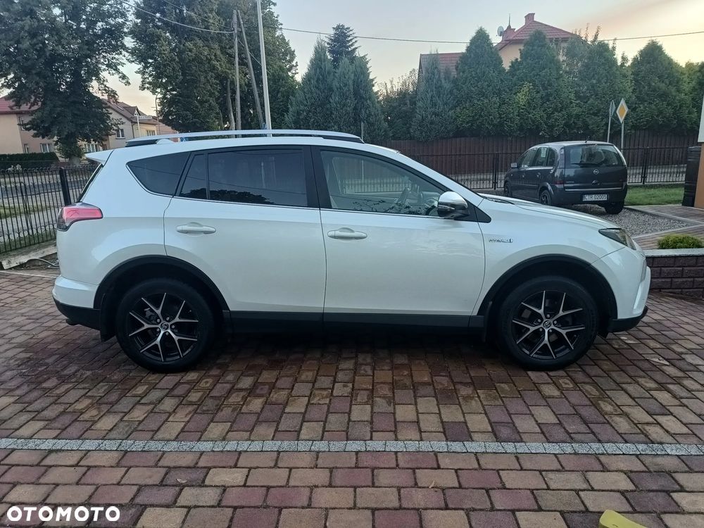 Toyota RAV4 Hybrid Prestige 4x4 - 5
