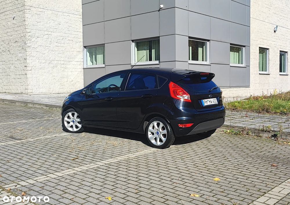 Ford Fiesta 1.25 Champions Edition - 16