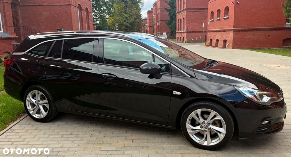 Opel Astra 1.6 CDTI Cosmo - 36
