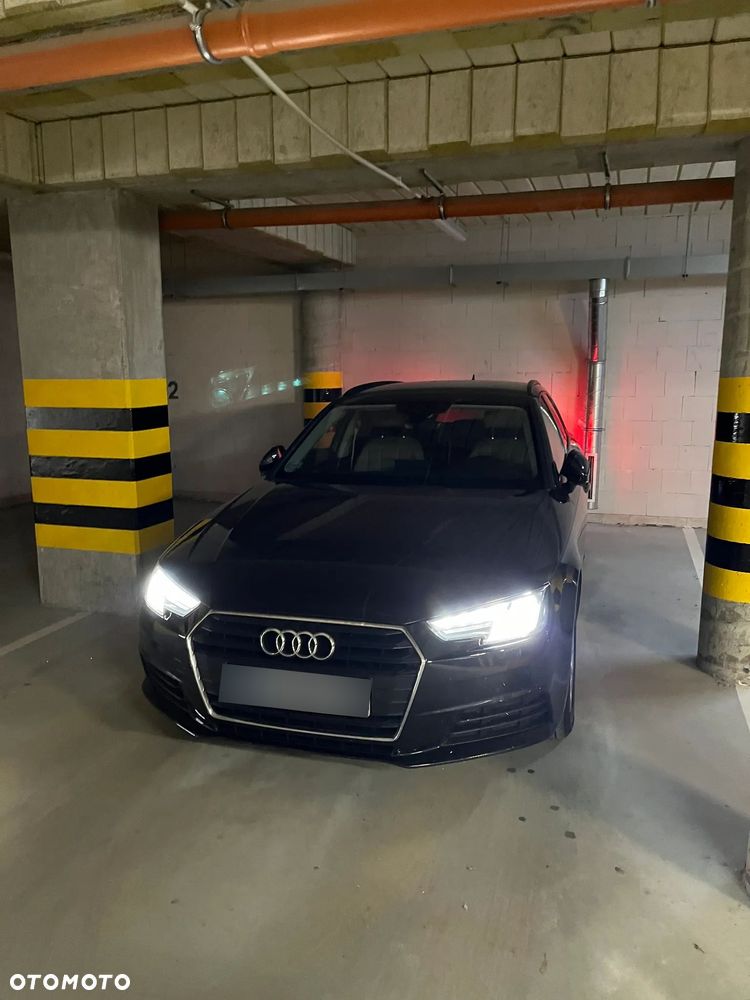 Audi A4 Avant 2.0 TDI - 7