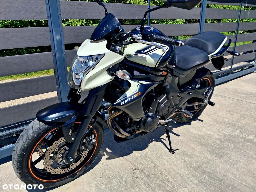 Kawasaki ER - 1