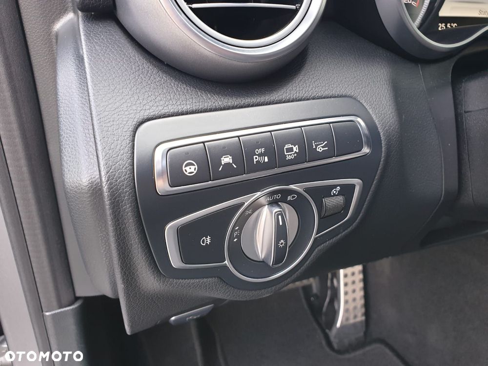 Mercedes-Benz Klasa C AMG 63 S AMG Speedshift 7G-MCT - 20
