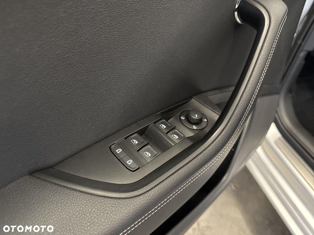 Skoda Superb 2.0 TDI SCR Style DSG - 16