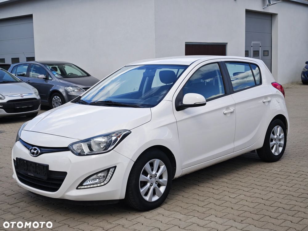 Hyundai i20 1.25 Classic + - 10