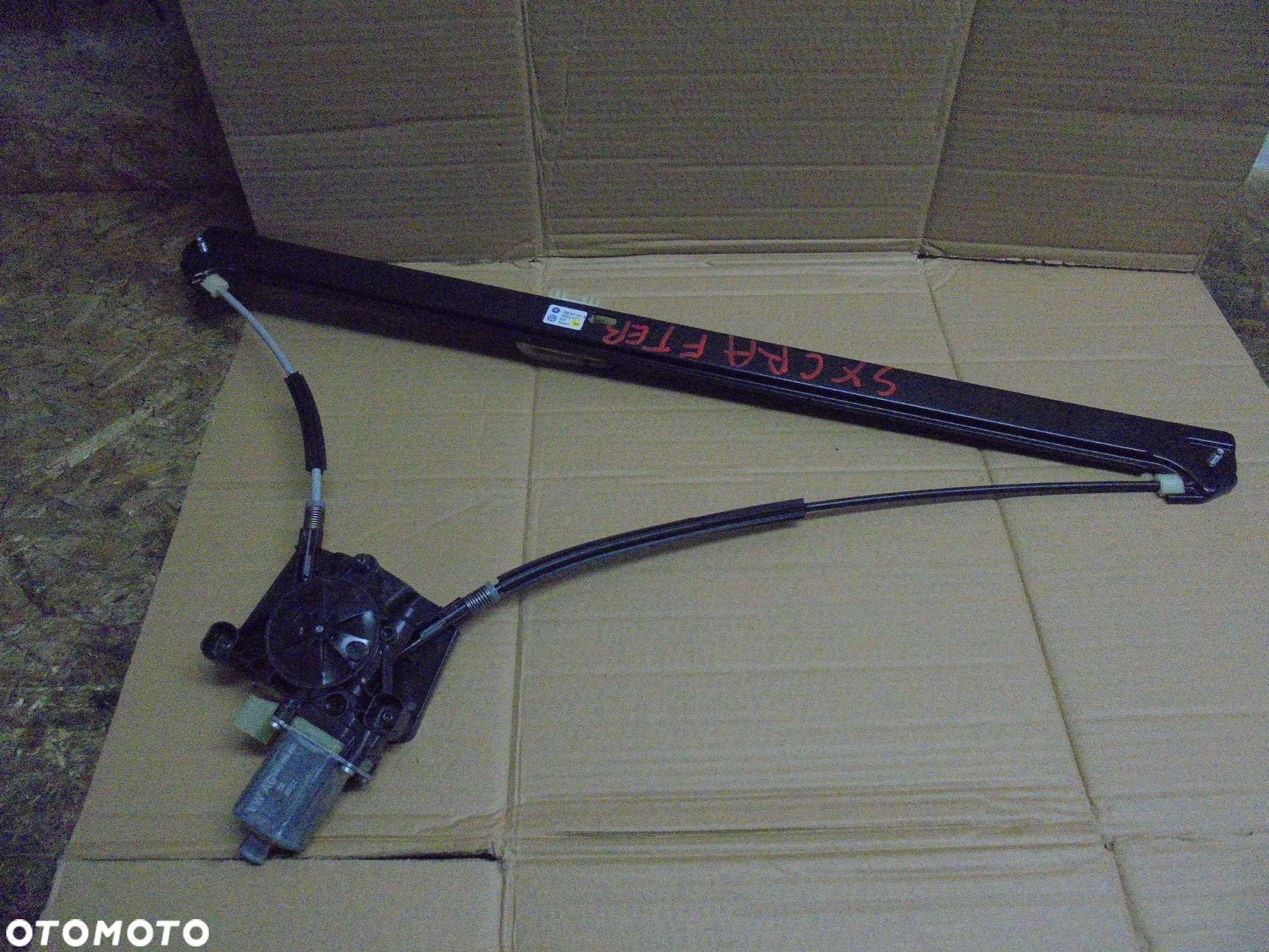 CRAFTER 2 MAN TGE MECHANIZM PODNOŚNIK SZYBY LEWY 7C0837461A - 1