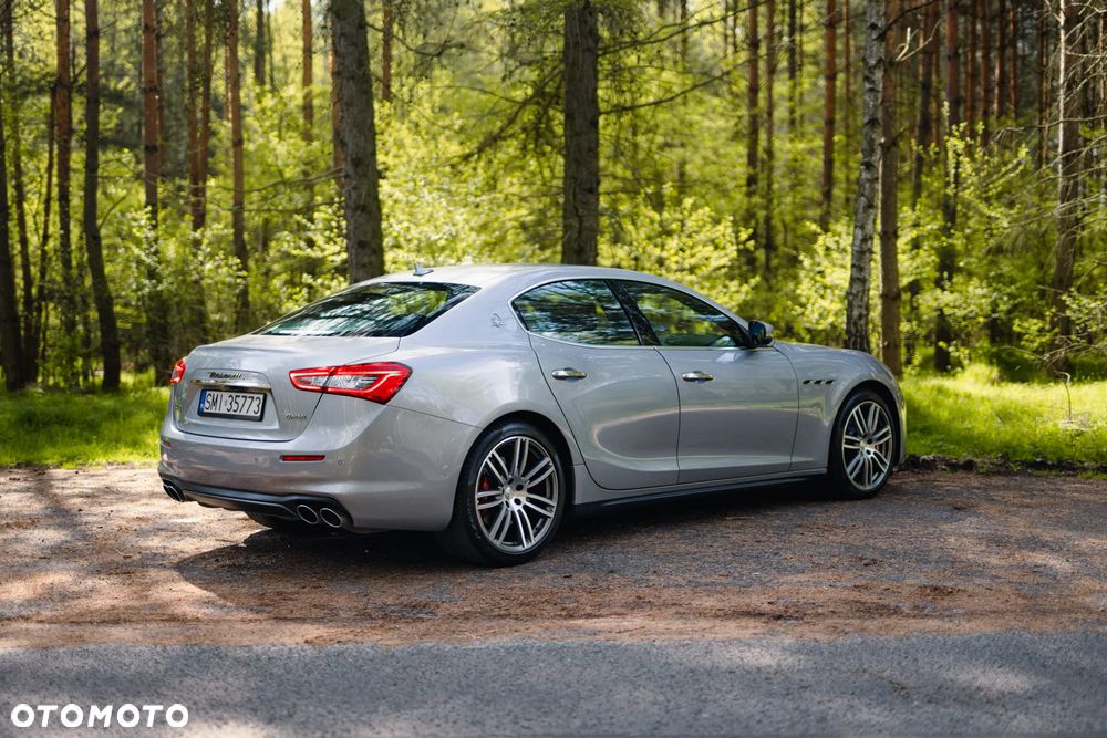 Maserati Ghibli S Q4 Essence - 10