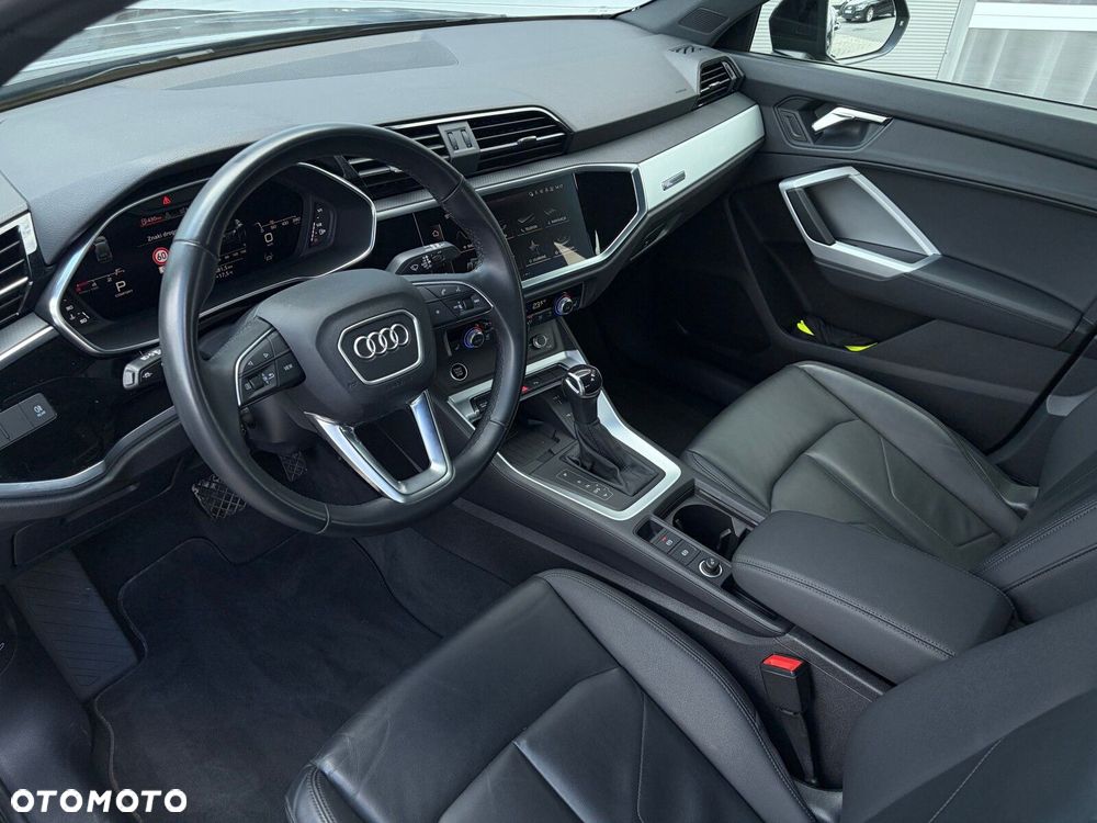 Audi Q3 - 12