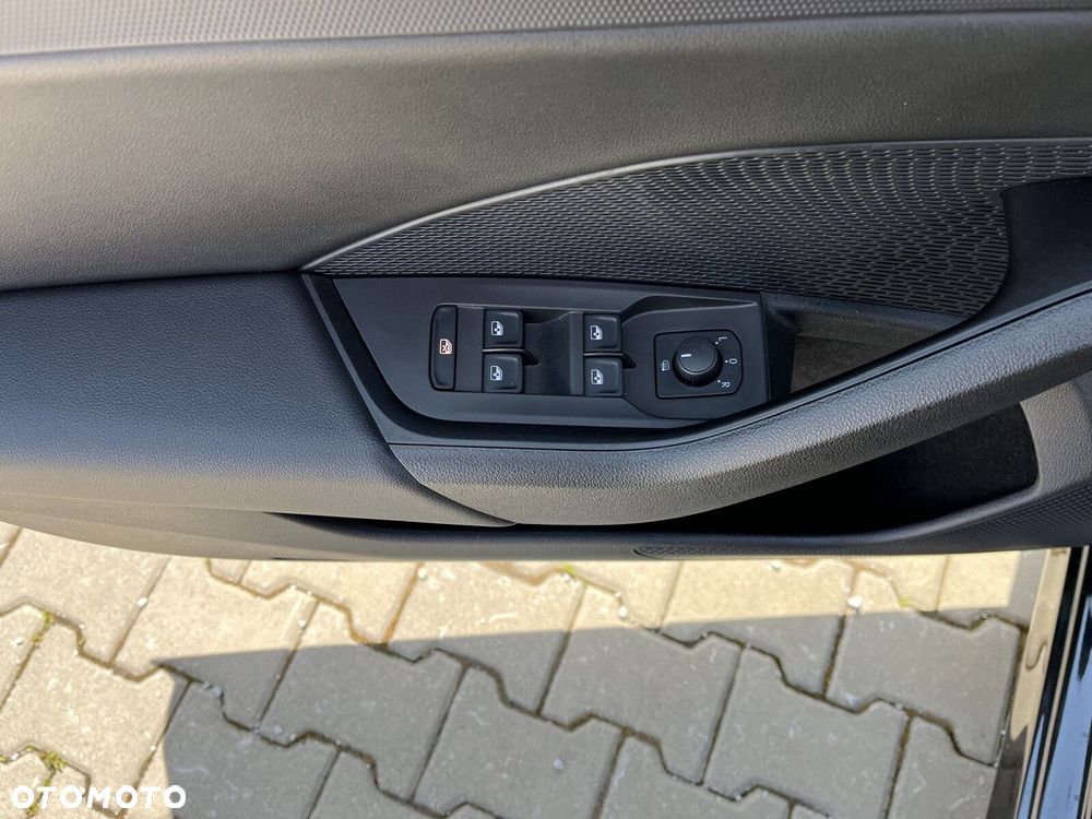 Skoda Octavia 2.0 TDI Ambition DSG - 23