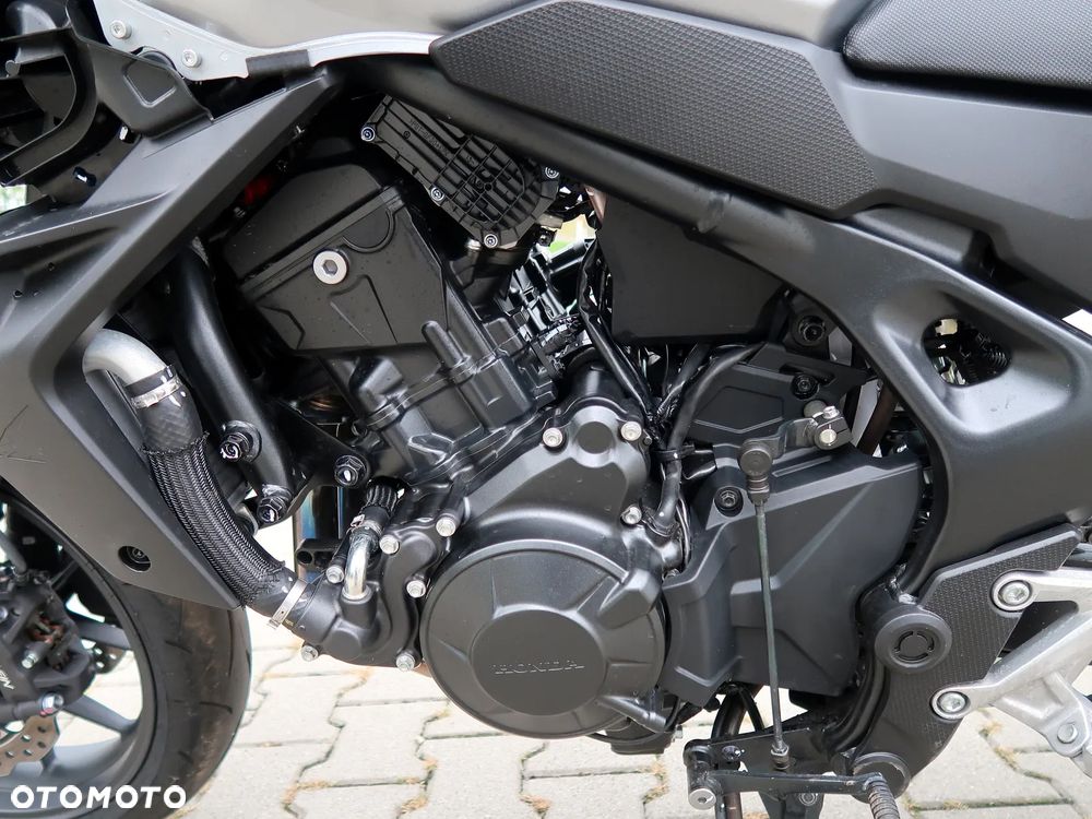 Honda CB - 17