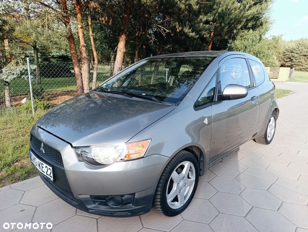 Mitsubishi Colt - 7