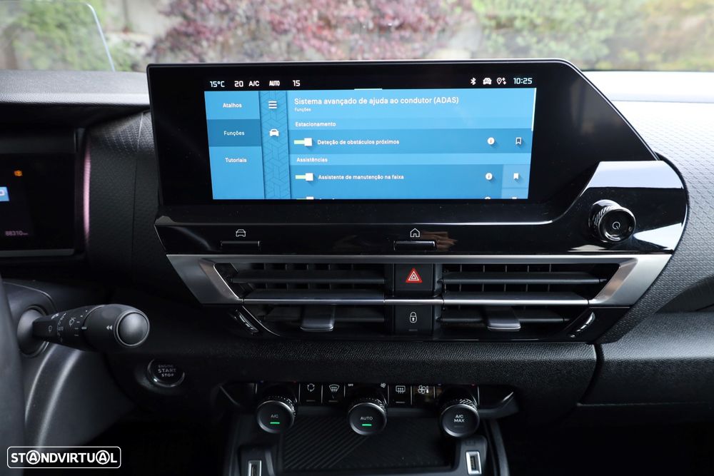Citroën C4 X 1.2 PureTech Shine EAT8 - 30