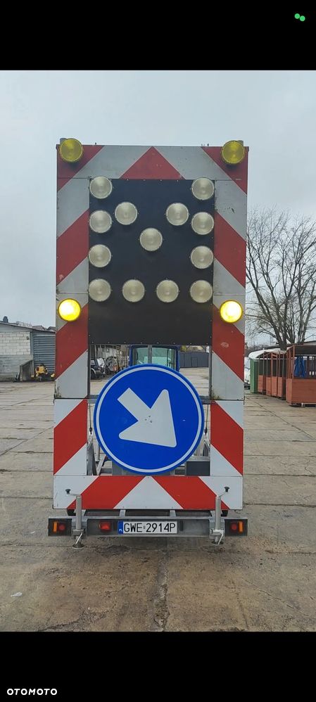 KNAUS Przyczepa sygnalizacyjna drogowa 650 kg - 5