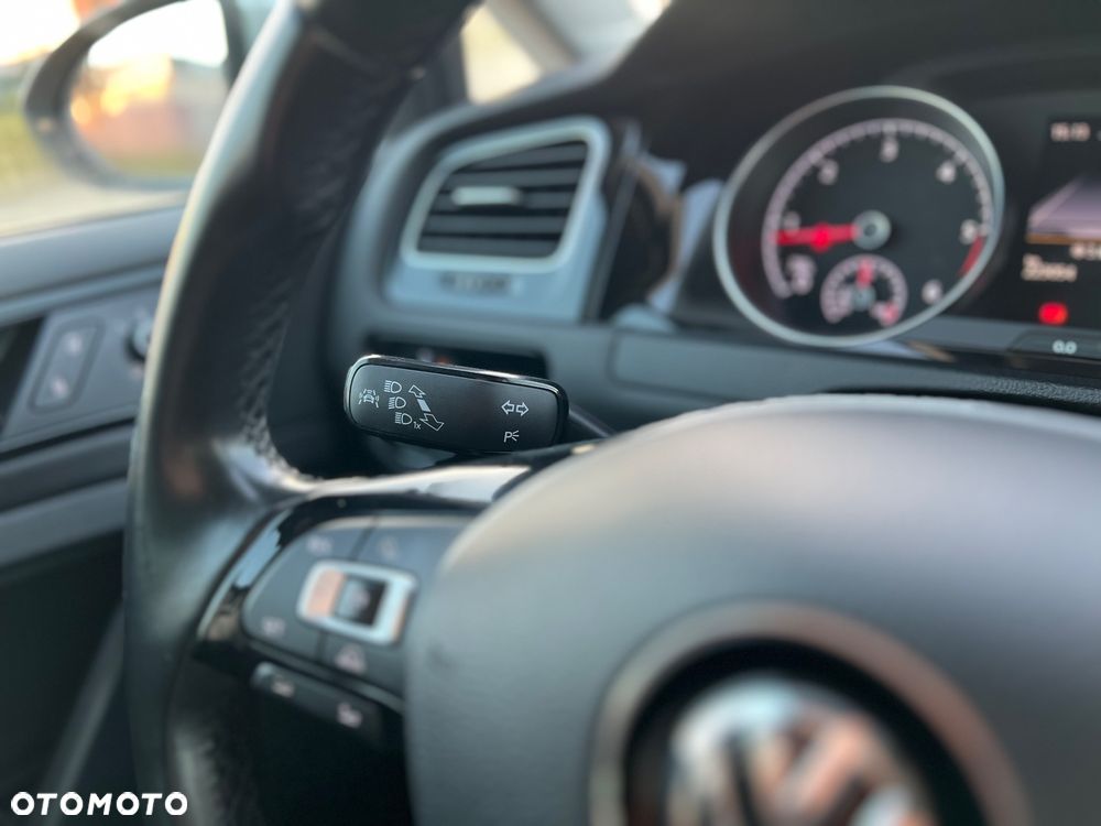 Volkswagen Golf Variant 2.0 TDI (BlueMotion Technology) Highline - 29