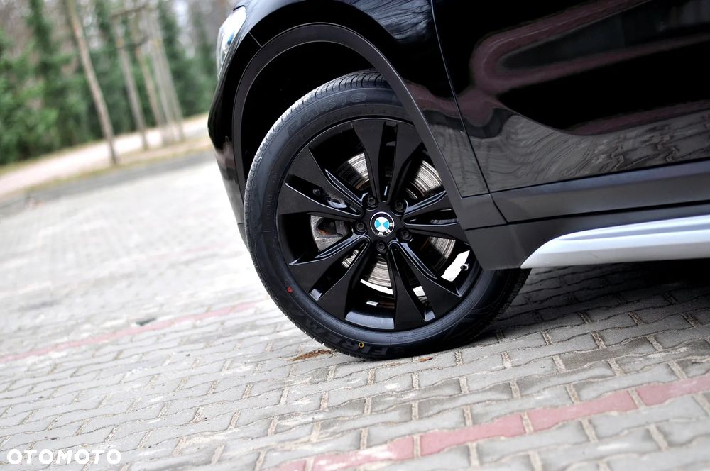 BMW X1 xDrive20d xLine - 14