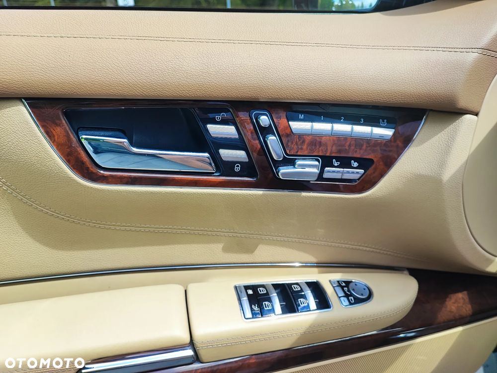 Mercedes-Benz CL 500 4-Matic BlueEff - 13