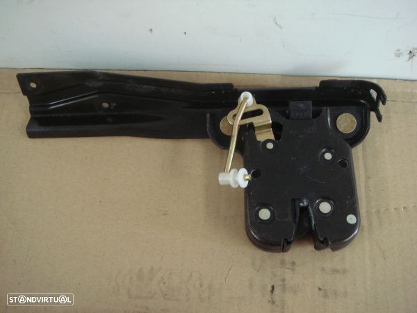 Fecho Da Tampa Da Mala Audi Tt (8N3) - 2