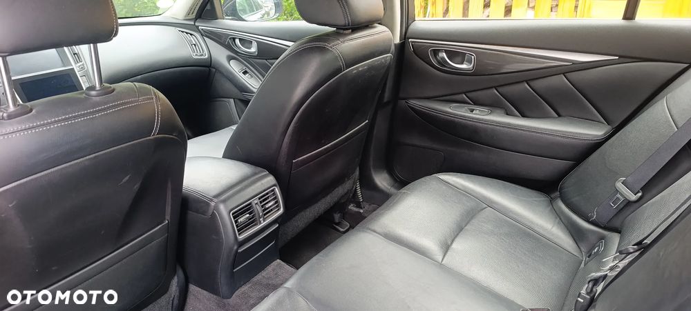 Infiniti Q50 - 15