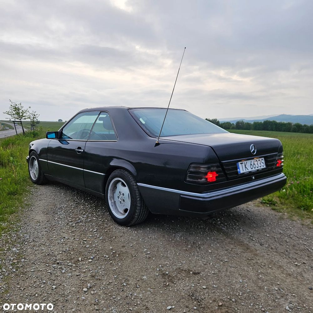 Mercedes-Benz W124 (1984-1993) - 6
