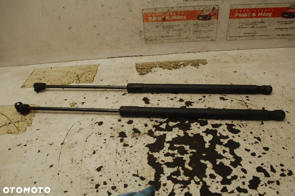 SIŁOWNIK SIŁOWNIKI KLAPY BAGAŻNIKA TYŁ TYLNE SKODA SUPERB II SEDAN 3T5827550 - 1