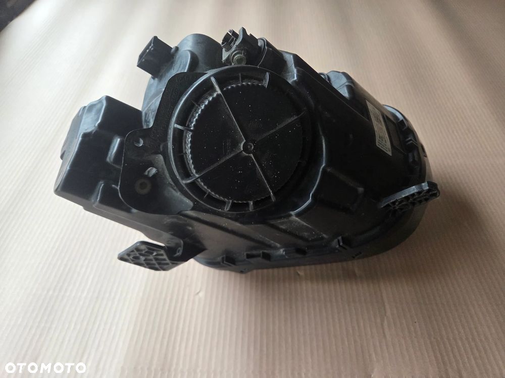 Lampa przednia prawa Citroen C3 Aircross - 12